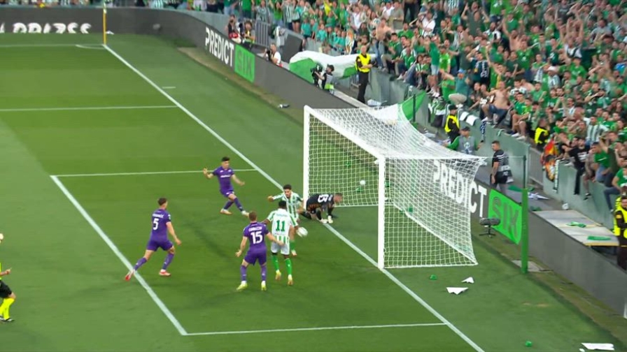 Betis-Fiorentina, il gol del vantaggio di Ezzalzouli 3 Betis-Fiorentina, il gol del vantaggio di Ezzalzouli