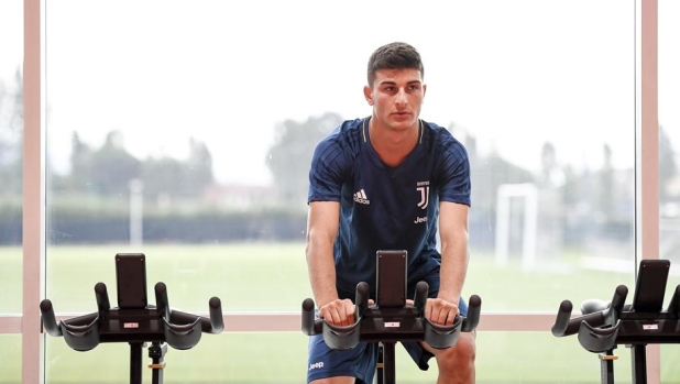 "Lì solo cyclette": lo strano caso di Orsolini, comprato e venduto dalla Juve senza mai giocarci 4 "Lì solo cyclette": lo strano caso di Orsolini, comprato e venduto dalla Juve senza mai giocarci