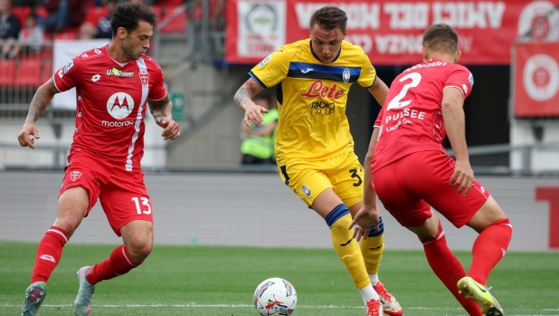 Monza-Atalanta, le pagelle: Pereira e Lekovic disastrosi (4,5), Retegui altruista (7) 1 Monza-Atalanta, le pagelle: Pereira e Lekovic disastrosi (4,5), Retegui altruista (7)
