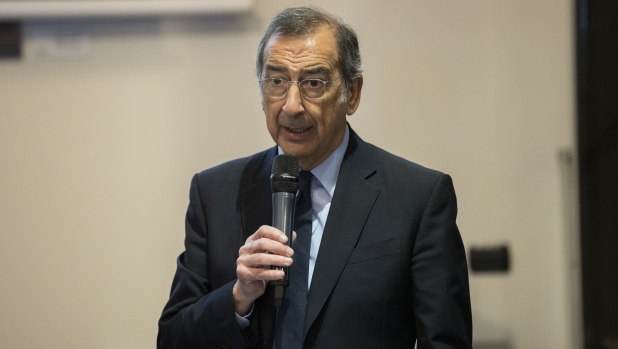 Milano, il sindaco Sala: "La ristrutturazione di San Siro sarà a carico di Milan e Inter" 2 Milano, il sindaco Sala: "La ristrutturazione di San Siro sarà a carico di Milan e Inter"