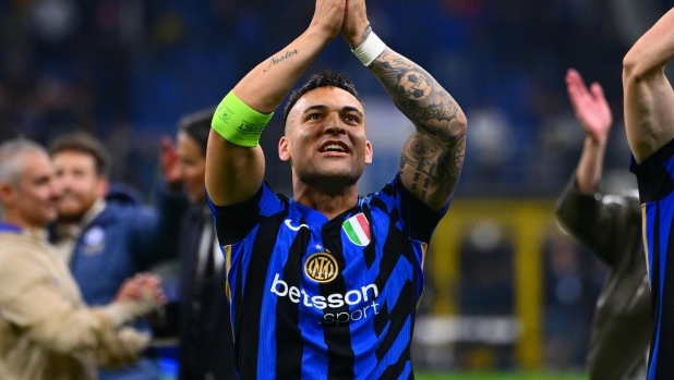 Inter-Barcellona, le pagelle: Acerbi commovente (8), Lautaro esempio per tutti (8,5) 3 Inter-Barcellona, le pagelle: Acerbi commovente (8), Lautaro esempio per tutti (8,5)