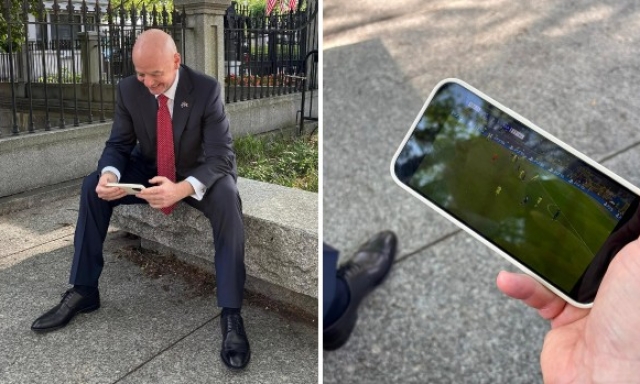 Inter, un tifoso speciale alla Casa Bianca! Infantino va da Trump e guarda la partita sul cellucare 4 Inter, un tifoso speciale alla Casa Bianca! Infantino va da Trump e guarda la partita sul cellucare