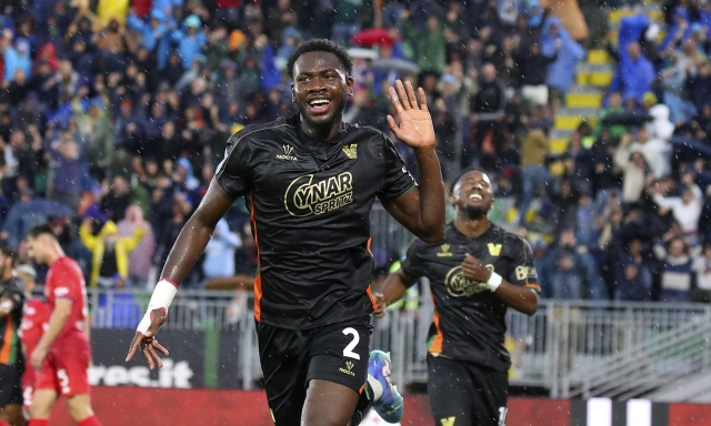 Venezia, Di Francesco senza il totem Idzes: ecco chi lo sostituisce contro la Juventus 1 Venezia, Di Francesco senza il totem Idzes: ecco chi lo sostituisce contro la Juventus