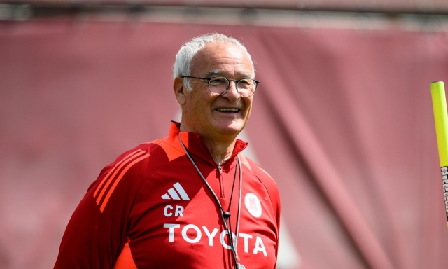 Ranieri: "Roma, sul mercato non puoi sbagliare. Paredes non gioca? Senza di lui vinciamo" 3 Ranieri: "Roma, sul mercato non puoi sbagliare. Paredes non gioca? Senza di lui vinciamo"
