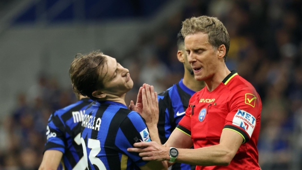 Le pagelle degli arbitri: Chiffi 5, quanti dubbi su Inter-Lazio. Doveri 5,5: salvato dal Var 1 Le pagelle degli arbitri: Chiffi 5, quanti dubbi su Inter-Lazio. Doveri 5,5: salvato dal Var