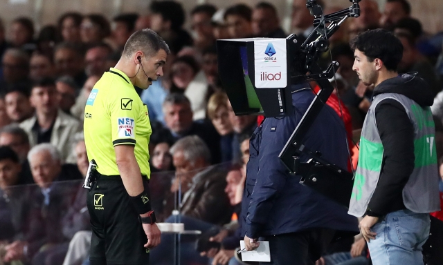 Secondo giallo, "rigorini" e gol da calcio d'angolo: come potrebbe cambiare la Var 1 Secondo giallo, "rigorini" e gol da calcio d'angolo: come potrebbe cambiare la Var
