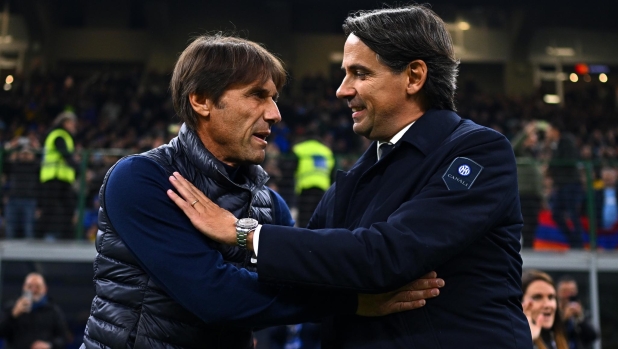 Napoli, matchball scudetto: Conte all'assalto con i suoi giganti. Ma l'Inter sia competitiva 1 Napoli, matchball scudetto: Conte all'assalto con i suoi giganti. Ma l'Inter sia competitiva