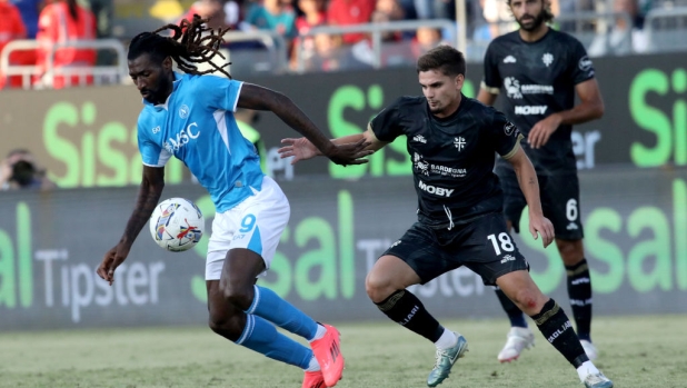 Napoli-Cagliari, ora Conte non può più sbagliare: il pronostico 4 Napoli-Cagliari, ora Conte non può più sbagliare: il pronostico