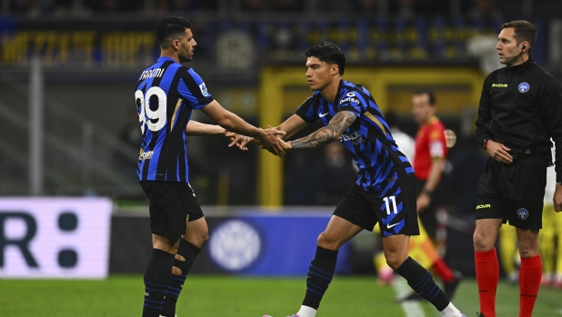 Inter, Inzaghi non cambia idea dopo la rifinitura: a Como si gioca lo scudetto con 8 titolari fuori 1 Inter, Inzaghi non cambia idea dopo la rifinitura: a Como si gioca lo scudetto con 8 titolari fuori