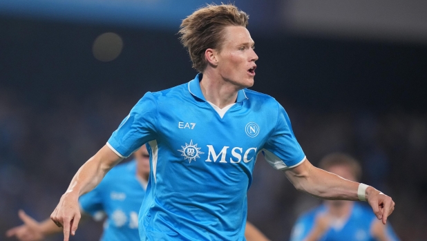 Leader insostituibile e goleador: è Sir Scott McTominay l'uomo decisivo per lo scudetto 1 Leader insostituibile e goleador: è Sir Scott McTominay l'uomo decisivo per lo scudetto