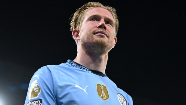 Napoli, arriva il regalo scudetto? De Bruyne è vicino, i dettagli sul contratto e la trattativa 4 Napoli, arriva il regalo scudetto? De Bruyne è vicino, i dettagli sul contratto e la trattativa