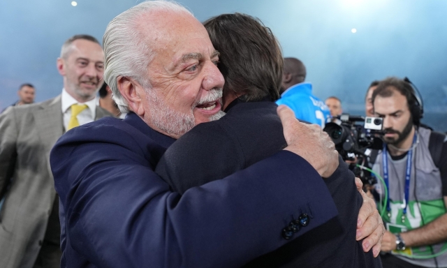 Nemici o amici? Tutto quello che c'è dietro l'abbraccio tra Conte e De Laurentiis 1 Nemici o amici? Tutto quello che c'è dietro l'abbraccio tra Conte e De Laurentiis