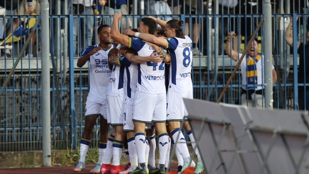Empoli, serata da incubo: perde in casa col Verona e dopo 4 anni torna in B 1 Empoli, serata da incubo: perde in casa col Verona e dopo 4 anni torna in B