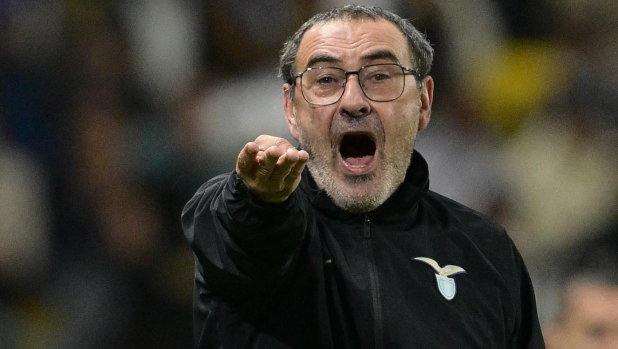 Clamoroso alla Lazio, può tornare Sarri. È in pole per il dopo-Baroni 1 Clamoroso alla Lazio, può tornare Sarri. È in pole per il dopo-Baroni