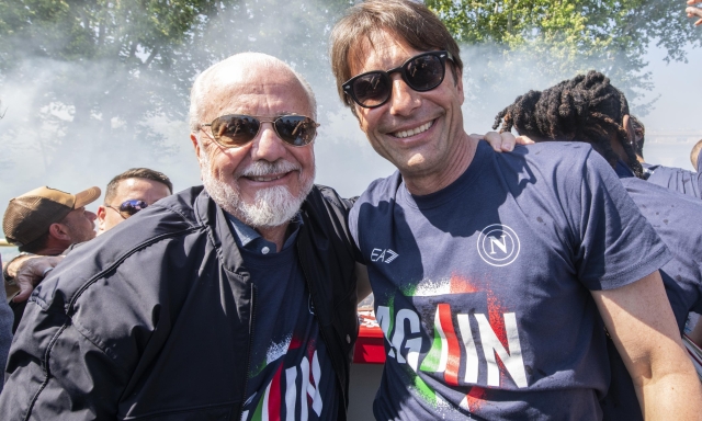 De Laurentiis rilancia con un mercato top, Conte riflette e fa attendere Allegri. Ora che succede? 1 De Laurentiis rilancia con un mercato top, Conte riflette e fa attendere Allegri. Ora che succede?