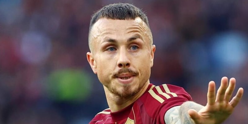 Roma, Angelino non parte: l'affare con l'Al-Hilal è rimandato, cosa è successo 1 Roma, Angelino non parte: l'affare con l'Al-Hilal è rimandato, cosa è successo