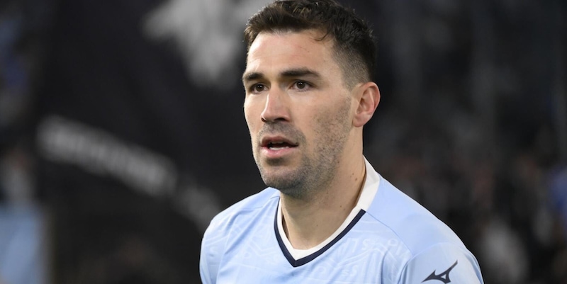 Lazio, Romagnoli operato alle tonsille a Roma: le condizioni del difensore 3 Lazio, Romagnoli operato alle tonsille a Roma: le condizioni del difensore