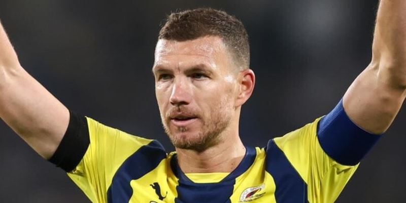 Dzeko chiama il Bologna: vuole tornare in Italia, sondaggio di Sartori 1 Dzeko chiama il Bologna: vuole tornare in Italia, sondaggio di Sartori