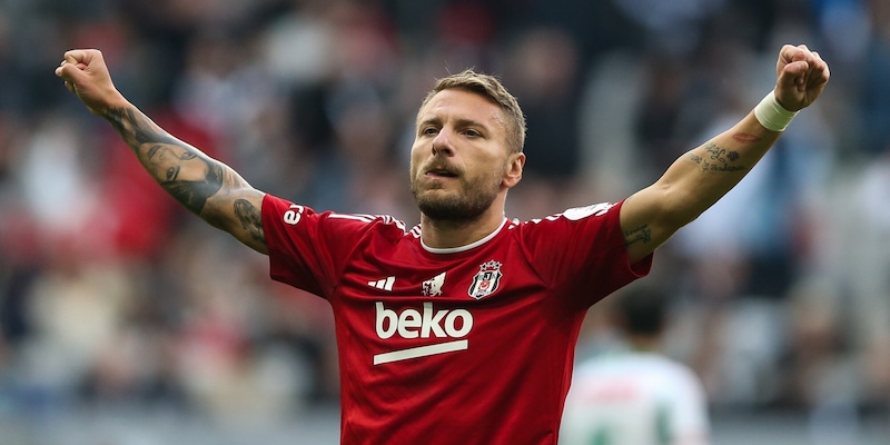 Immobile al Bologna, si tratta con il Besiktas per sciogliere i “nodi di Ciro” 1 Immobile al Bologna, si tratta con il Besiktas per sciogliere i “nodi di Ciro”