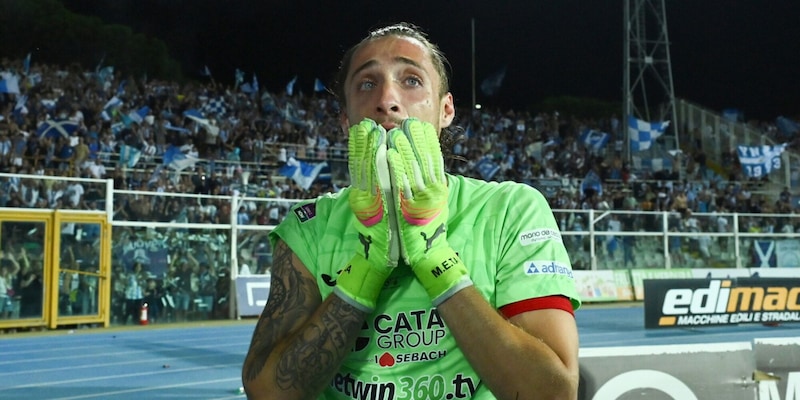 Sedici anni al Milan, eroe a Pescara: Plizzari, la storia e l'impresa da infortunato per la Serie B 1 Sedici anni al Milan, eroe a Pescara: Plizzari, la storia e l'impresa da infortunato per la Serie B