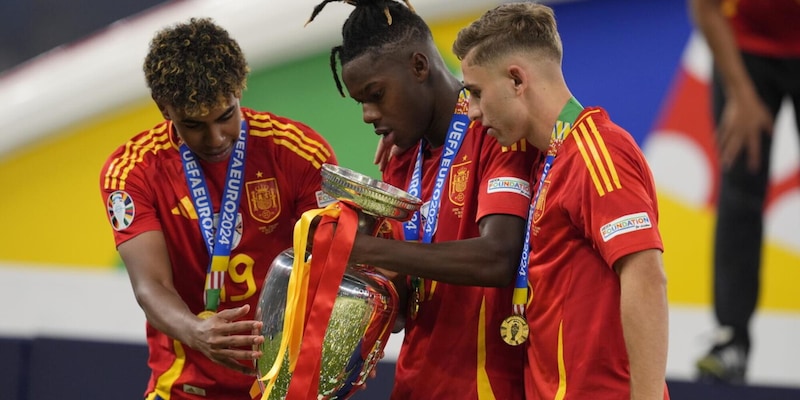 Yamal e Nico Williams: la coppia ingiocabile. Il Barça vara il modello Spagna 1 Yamal e Nico Williams: la coppia ingiocabile. Il Barça vara il modello Spagna