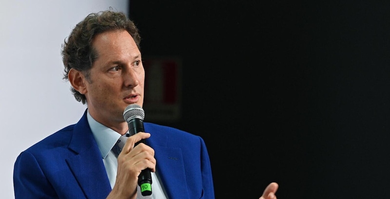 Juve, il piano di Elkann: lo scudetto in tre mosse 1 Juve, il piano di Elkann: lo scudetto in tre mosse