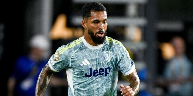 Douglas Luiz e Arthur via, SeleCiao Juve: l’ultimo tentativo di Giuntoli
1 Douglas Luiz e Arthur via, SeleCiao Juve: l’ultimo tentativo di Giuntoli