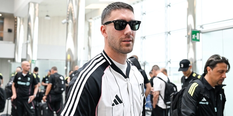 Vlahovic al Milan, per Allegri è un affare: la cifra che accontenterebbe la Juve 1 Vlahovic al Milan, per Allegri è un affare: la cifra che accontenterebbe la Juve