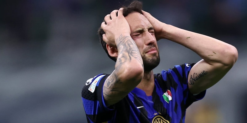 Inter, non solo Calhanoglu: altri tre top player fanno rientro in Italia 1 Inter, non solo Calhanoglu: altri tre top player fanno rientro in Italia