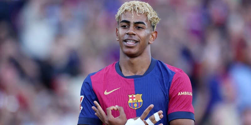 Yamal senza limiti: “Mondiali o Champions? Vinco entrambi". Su Psg-Inter... 1 Yamal senza limiti: “Mondiali o Champions? Vinco entrambi". Su Psg-Inter...