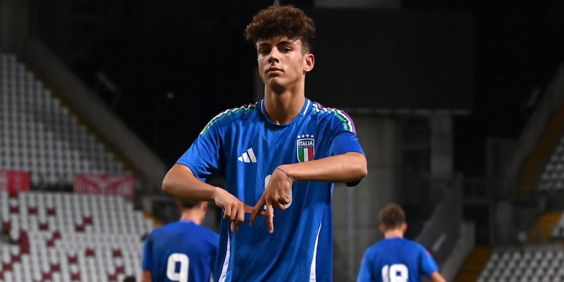 Samuele Inácio brilla all'Europeo U17: è l'unico italiano nella formazione della Uefa 3 Samuele Inácio brilla all'Europeo U17: è l'unico italiano nella formazione della Uefa