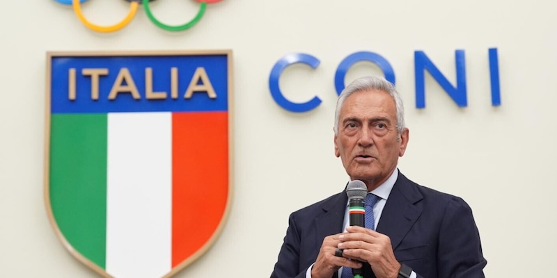 Gravina punge Acerbi: "Ognuno ha il suo senso di appartenenza" 3 Gravina punge Acerbi: "Ognuno ha il suo senso di appartenenza"