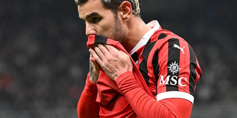 Theo-Milan, ora è davvero la fine. Sei anni intensi: dal gol scudetto a Zoe, dalle liti alla crisi 2 Theo-Milan, ora è davvero la fine. Sei anni intensi: dal gol scudetto a Zoe, dalle liti alla crisi