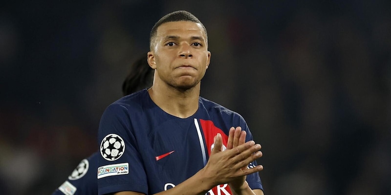 Mbappé, la procura di Parigi apre fascicolo dopo la denuncia al Psg 2 Mbappé, la procura di Parigi apre fascicolo dopo la denuncia al Psg