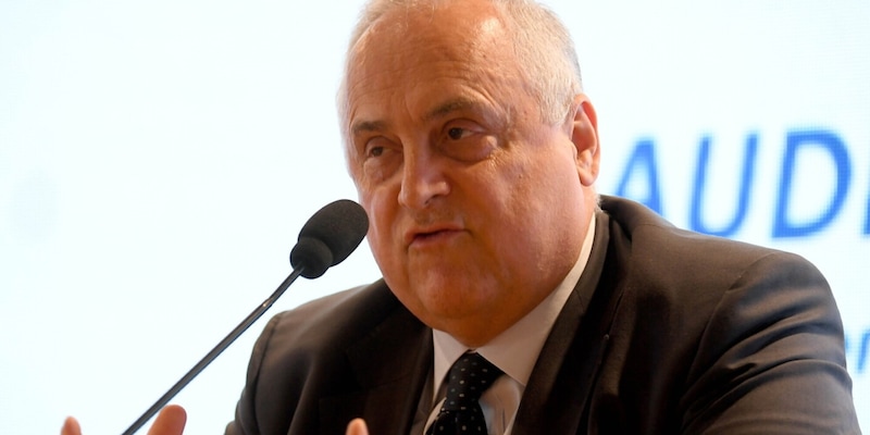 Lotito, bordata a Gravina: "Quando un club non funziona, a pagare è il presidente" 1 Lotito, bordata a Gravina: "Quando un club non funziona, a pagare è il presidente"