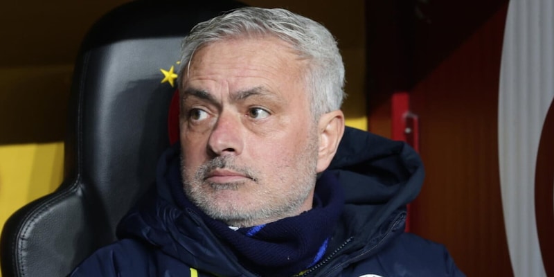Caos in Turchia, messaggi contro Mourinho! La commissione disciplinare si dimette 1 Caos in Turchia, messaggi contro Mourinho! La commissione disciplinare si dimette