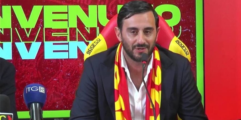 Aquilani: "Catanzaro matrimonio che si doveva fare. Ci scusiamo per il ritardo" 4 Aquilani: "Catanzaro matrimonio che si doveva fare. Ci scusiamo per il ritardo"