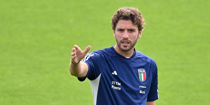 Emergenza Italia, Locatelli lascia il ritiro: infortunio alla caviglia, le condizioni 2 Emergenza Italia, Locatelli lascia il ritiro: infortunio alla caviglia, le condizioni