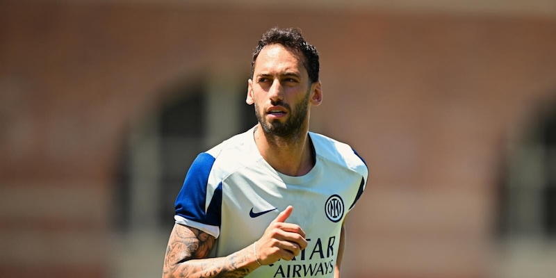 Inter, infortunio per Calhanoglu: salta il River Plate. Le condizioni di salute 2 Inter, infortunio per Calhanoglu: salta il River Plate. Le condizioni di salute