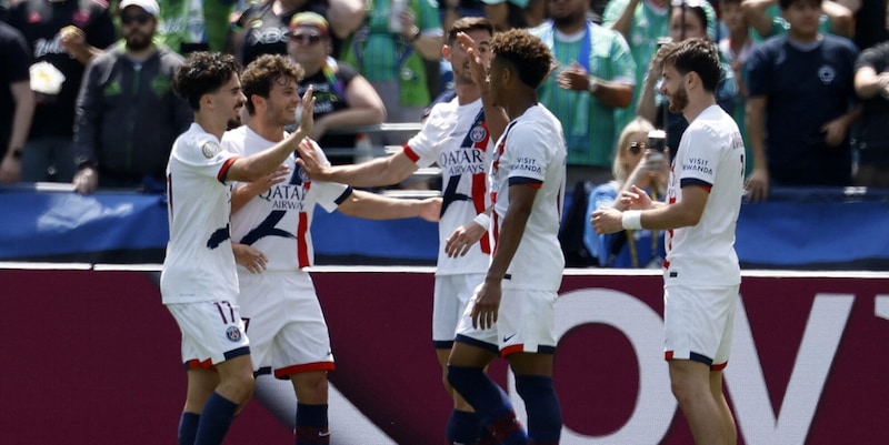 Psg primo, firmano Kvara e Hakimi. Atletico Madrid eliminato! Il Botafogo perde ma fa fuori Simeone 1 Psg primo, firmano Kvara e Hakimi. Atletico Madrid eliminato! Il Botafogo perde ma fa fuori Simeone