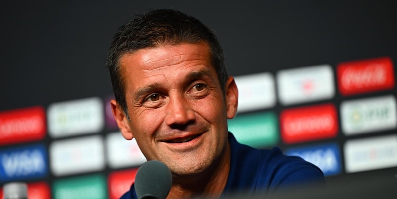 Mondiale per Club, l'allarme di Chivu per il meteo: "Se ci fanno aspettare due ore è un problema" 3 Mondiale per Club, l'allarme di Chivu per il meteo: "Se ci fanno aspettare due ore è un problema"
