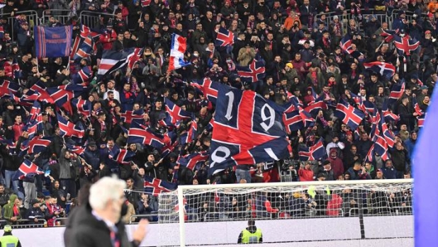 Cagliari, abbonamenti a quota 3000 tessere 1 Cagliari, abbonamenti a quota 3000 tessere