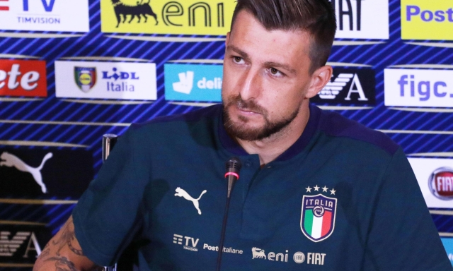 Acerbi, una commedia sgradevole. E così ne fa le spese l'Italia 2 Acerbi, una commedia sgradevole. E così ne fa le spese l'Italia
