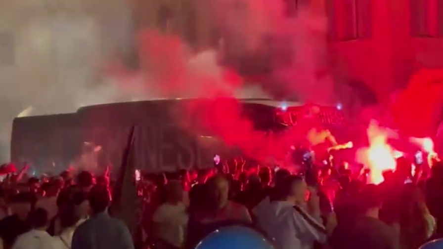Cremonese in A, che accoglienza per i giocatori al rientro in città 3 Cremonese in A, che accoglienza per i giocatori al rientro in città
