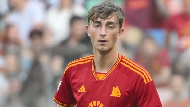 Huijsen: "Felice di essere stato alla Roma. È Mourinho che mi ha scelto" 1 Huijsen: "Felice di essere stato alla Roma. È Mourinho che mi ha scelto"