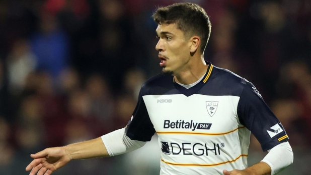 A 23 anni Joan Gonzalez lascia il calcio. Lecce: "Gli abbiamo salvato la vita" 1 A 23 anni Joan Gonzalez lascia il calcio. Lecce: "Gli abbiamo salvato la vita"