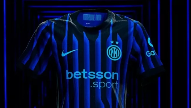Ecco la nuova maglia ufficiale dell'Inter 2025/2026 4 Ecco la nuova maglia ufficiale dell'Inter 2025/2026