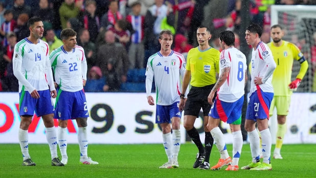 Italia, la notte dell'Apocalisse. Tutte le colpe di Spalletti e degli azzurri 2 Italia, la notte dell'Apocalisse. Tutte le colpe di Spalletti e degli azzurri