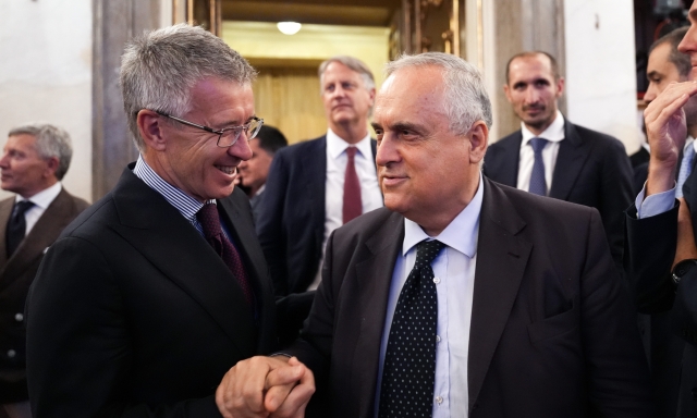 Lotito dopo il 3-0 di Oslo: "Gravina? Se la Lazio va male è colpa mia. Quindi fatevi una domanda..." 3 Lotito dopo il 3-0 di Oslo: "Gravina? Se la Lazio va male è colpa mia. Quindi fatevi una domanda..."