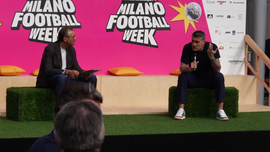 Vieri: "Inzaghi? Gli serviva più tempo. Avrebbe fatto altri quattro anni di alto livello" 4 Vieri: "Inzaghi? Gli serviva più tempo. Avrebbe fatto altri quattro anni di alto livello"